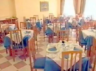 Kross Altos De Hotel Istán