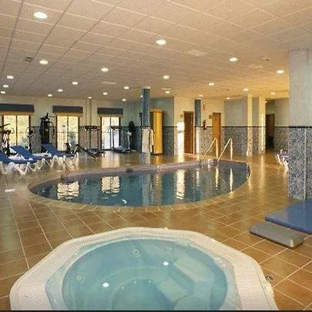 Kross Altos De Hotel 4*