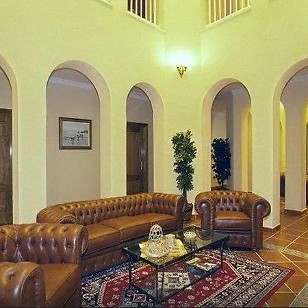 Kross Altos De Hotel