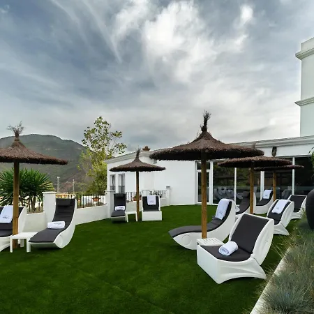 Kross Altos De Hotel 4*