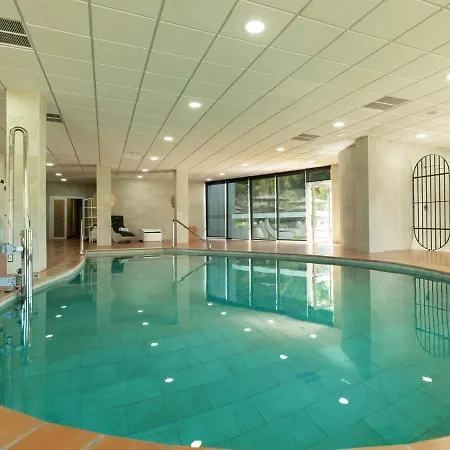 Kross Altos De 4* Istán